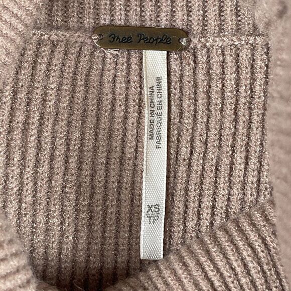 Free People Sweater Womens XS Taupe Turtle Neck Pullover Knit Top Casual Work - Picture 4 of 12